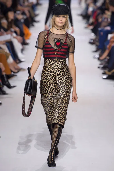 Look 42